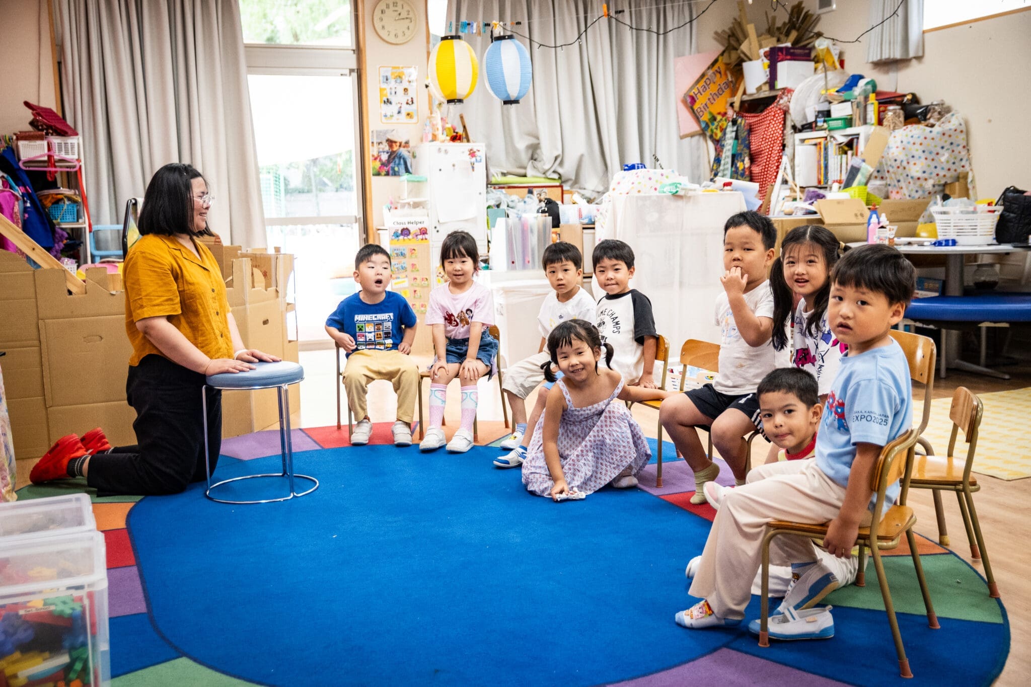 土曜日・学生・学習・教室・大阪